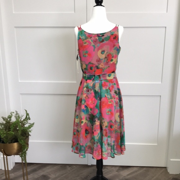 ❌SOLD OUT❌ BB DAKOTA floral wrap dress - NEW only size 4 left - Picture 4 of 14